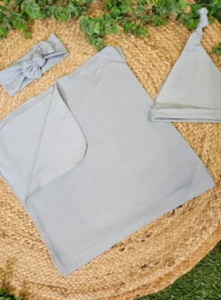 Trousseau de naissance ou baptême à personnaliser