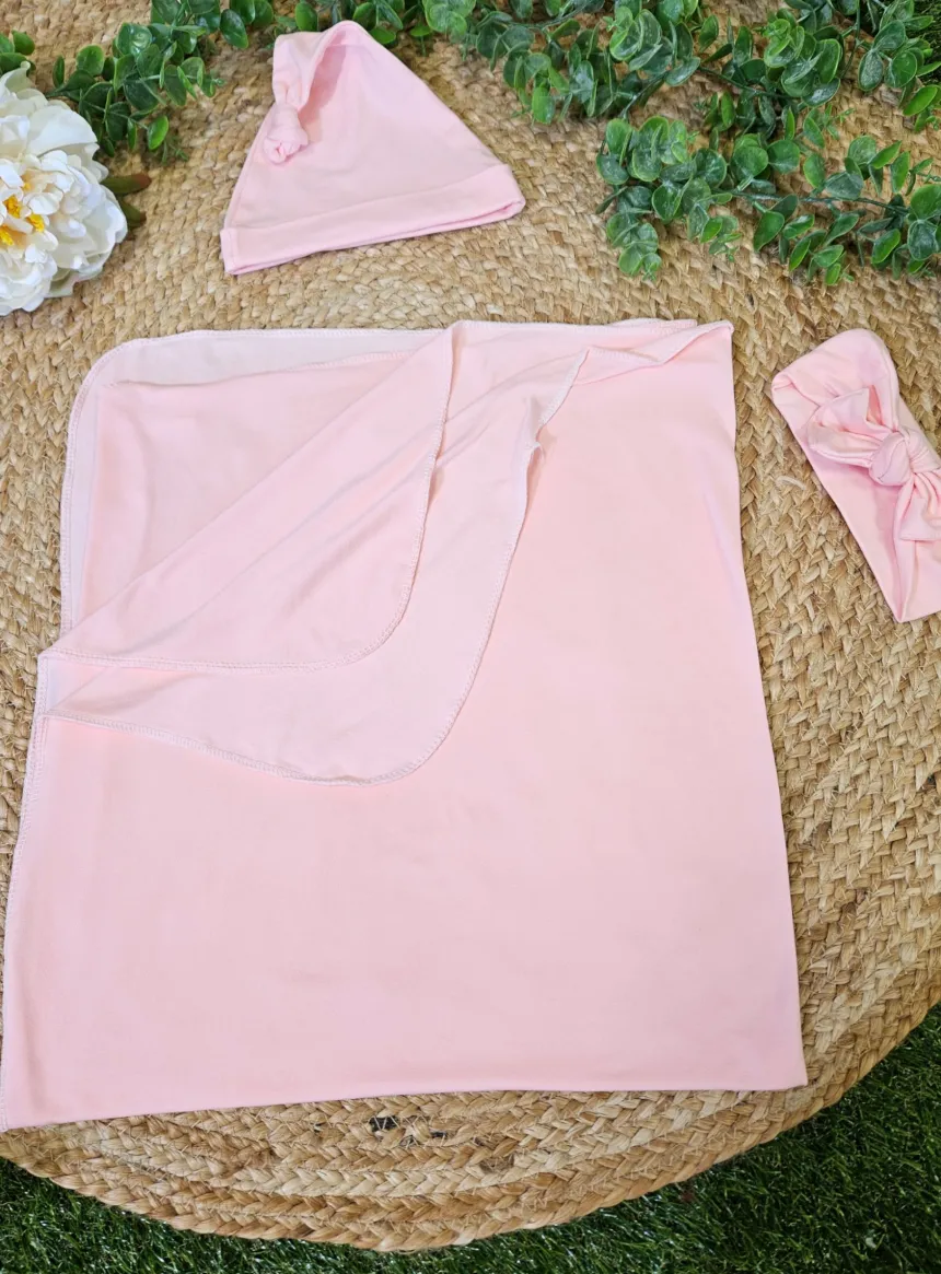 Trousseau de naissance ou baptême à personnaliser