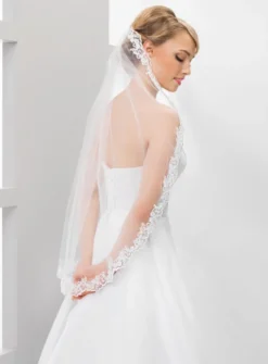 Voile de mariée dentelle volute florale