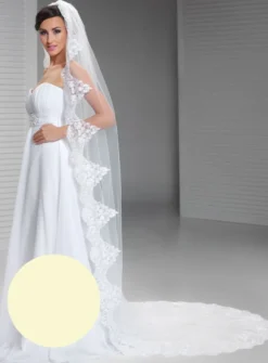 Voile de mariée espagnol dentelle large